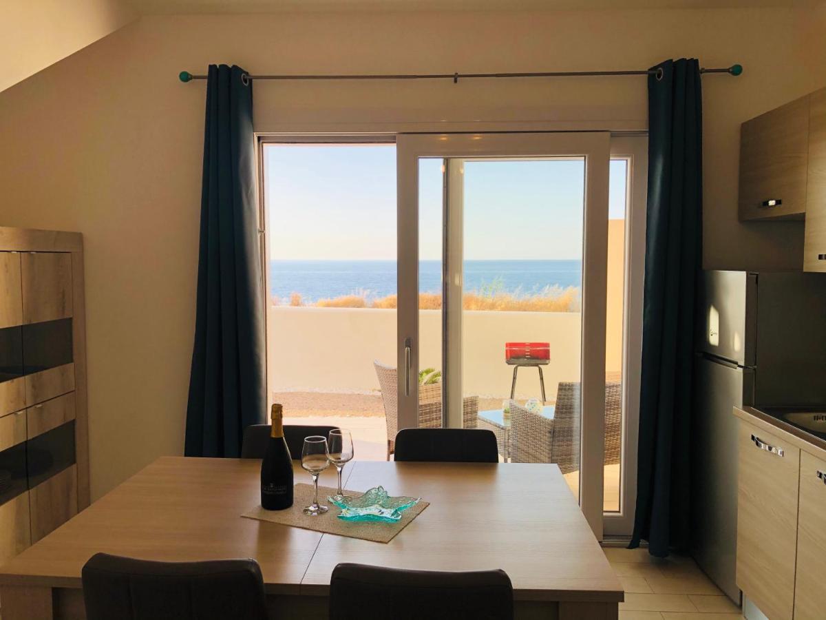 Apartment Tramonto Sea-Front Valledoria  Eksteriør bilde