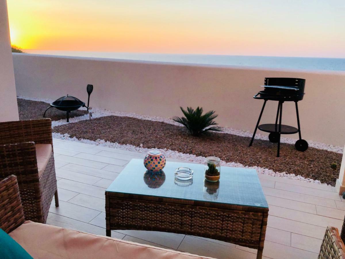 Apartment Tramonto Sea-Front Valledoria  Eksteriør bilde