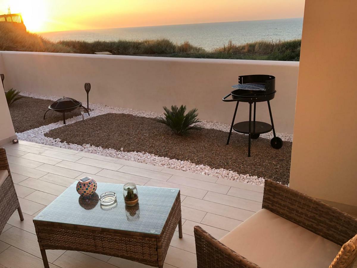 Apartment Tramonto Sea-Front Valledoria  Eksteriør bilde